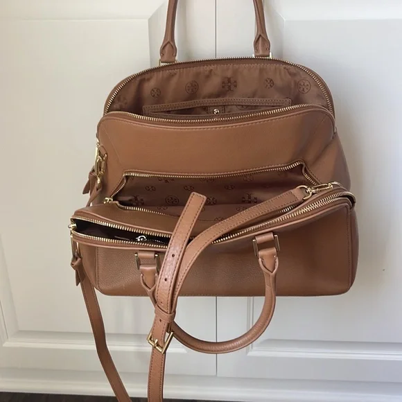 Tory Burch Robinson Tote with Strap - Picture 2 of 6